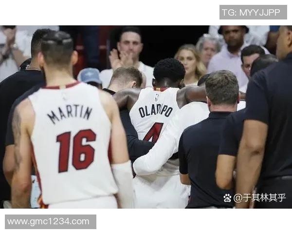 深圳篮球队的实力之争引发热议球迷观点各异的背后故事 深圳篮球队的实力之争引发热议球迷观点各异的背后故事